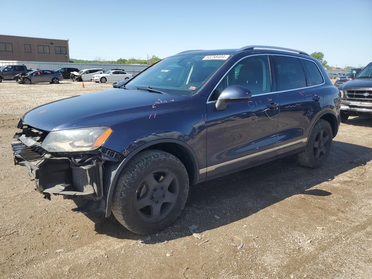 2013 VOLKSWAGEN TOUAREG V6 TDI