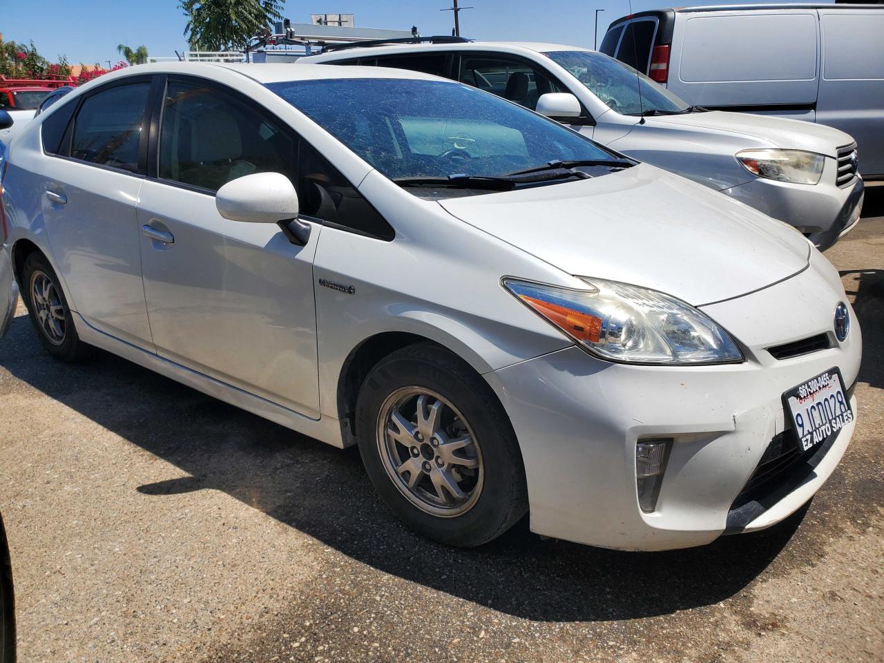 2015 TOYOTA PRIUS