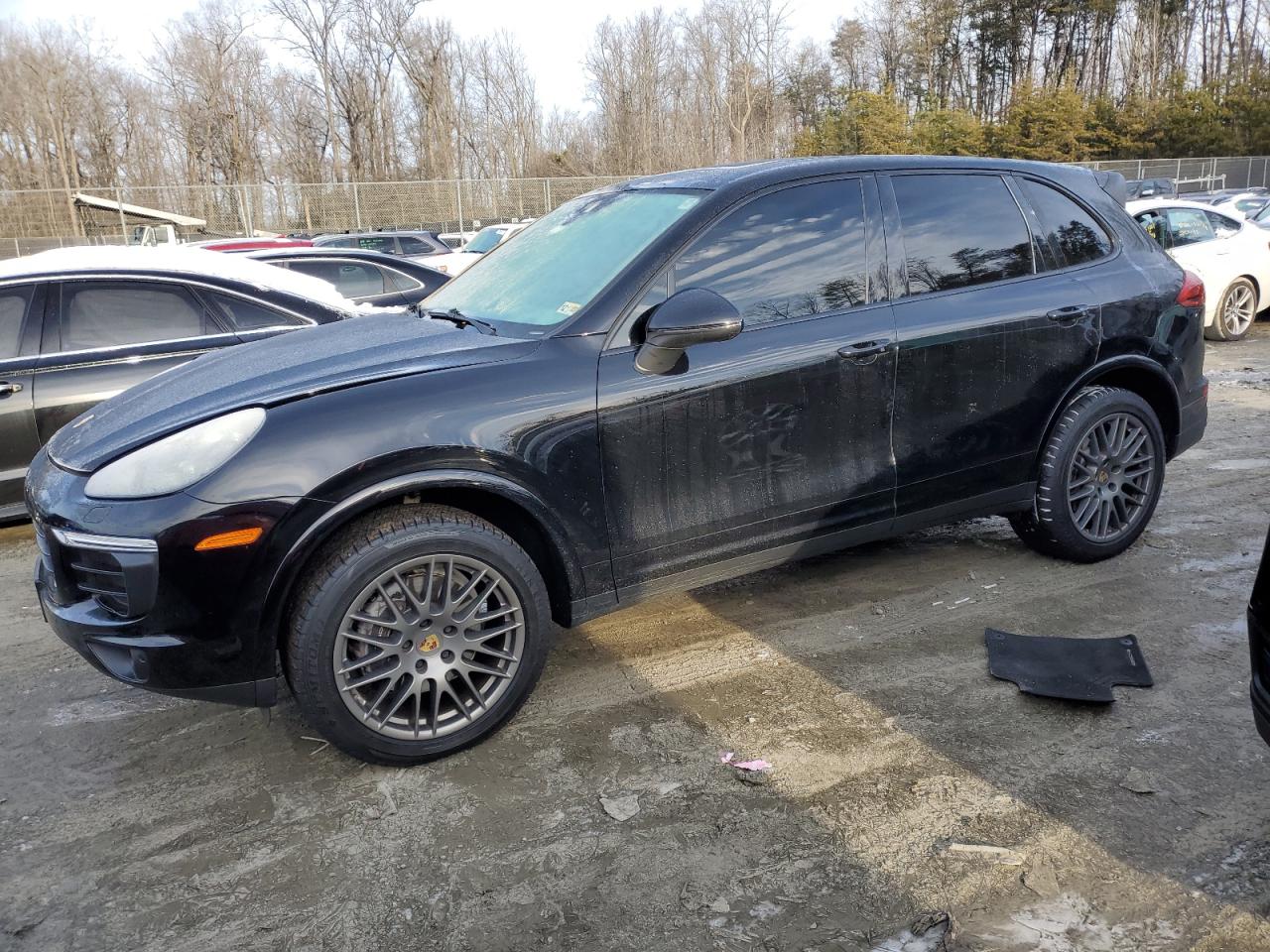 2018 PORSCHE CAYENNE