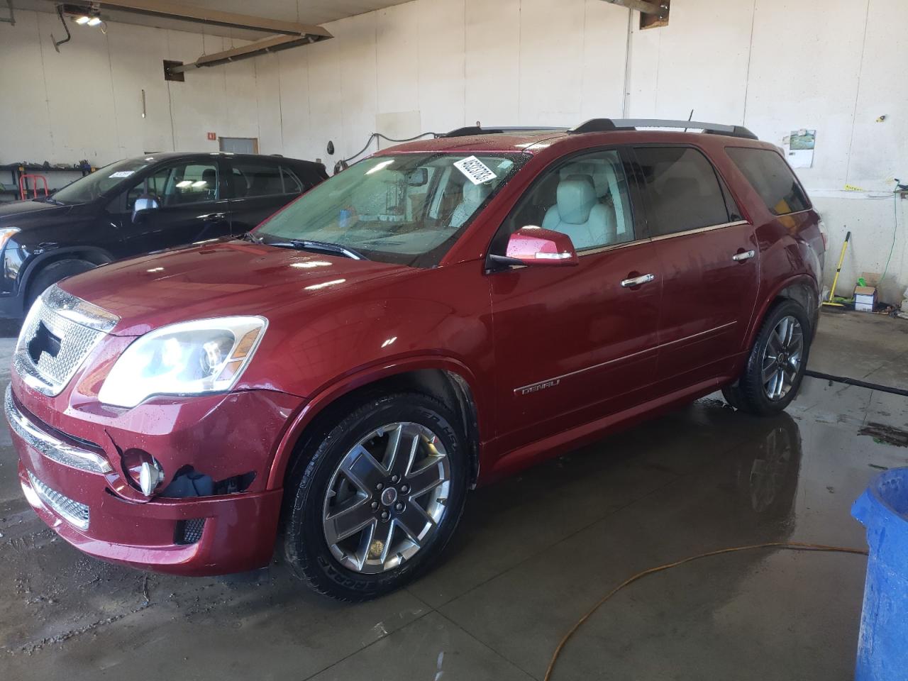 2011 GMC ACADIA DENALI