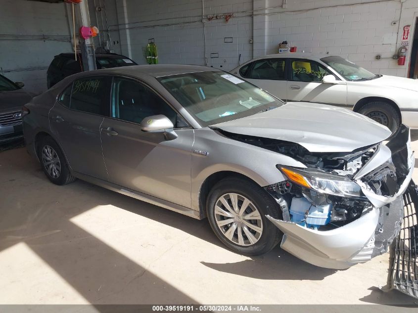 2019 TOYOTA CAMRY HYBRID LE