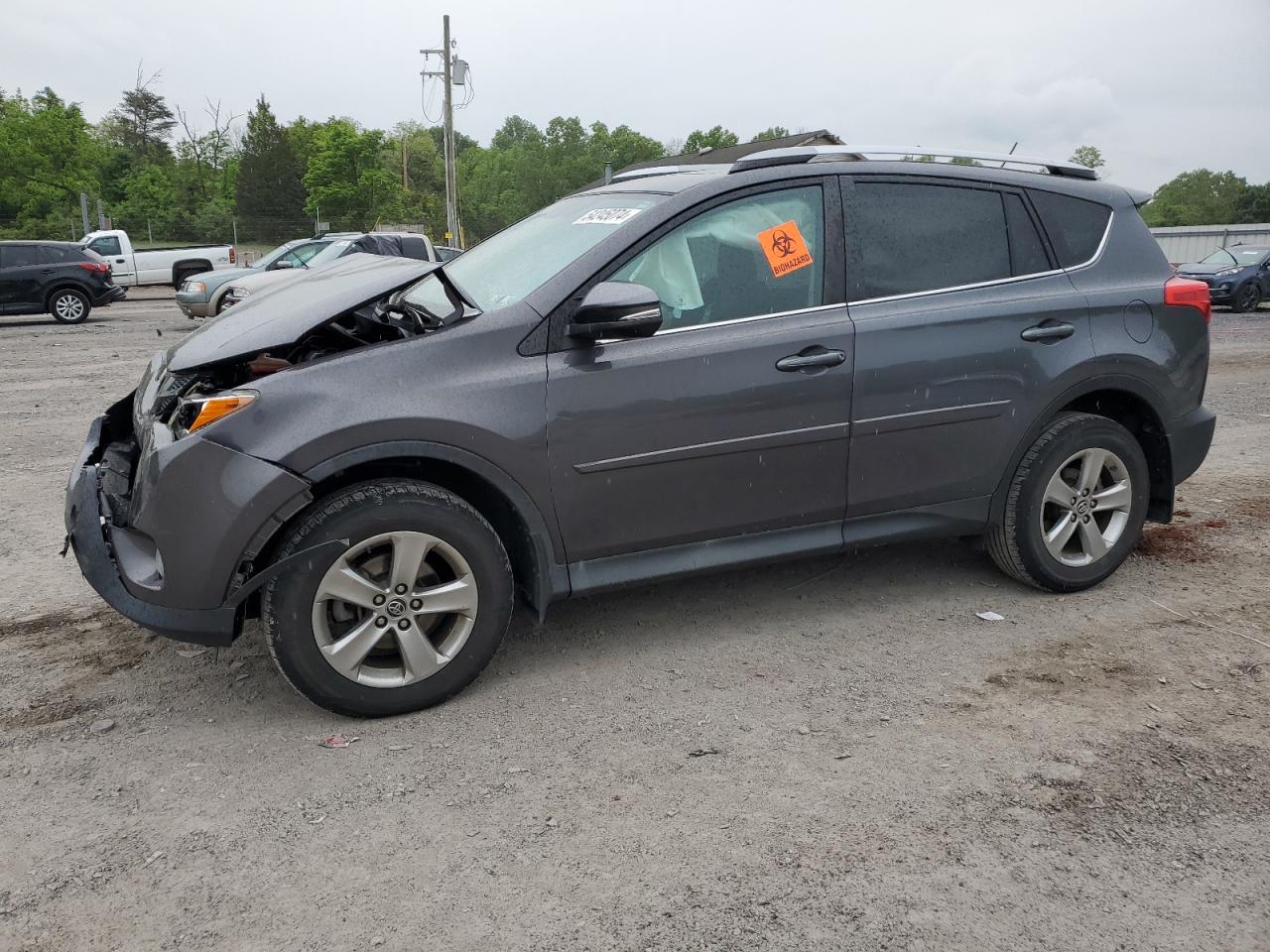 2015 TOYOTA RAV4 XLE