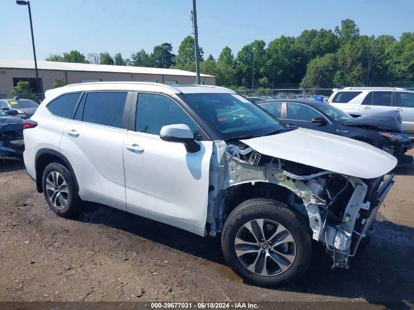 2023 TOYOTA HIGHLANDER XLE