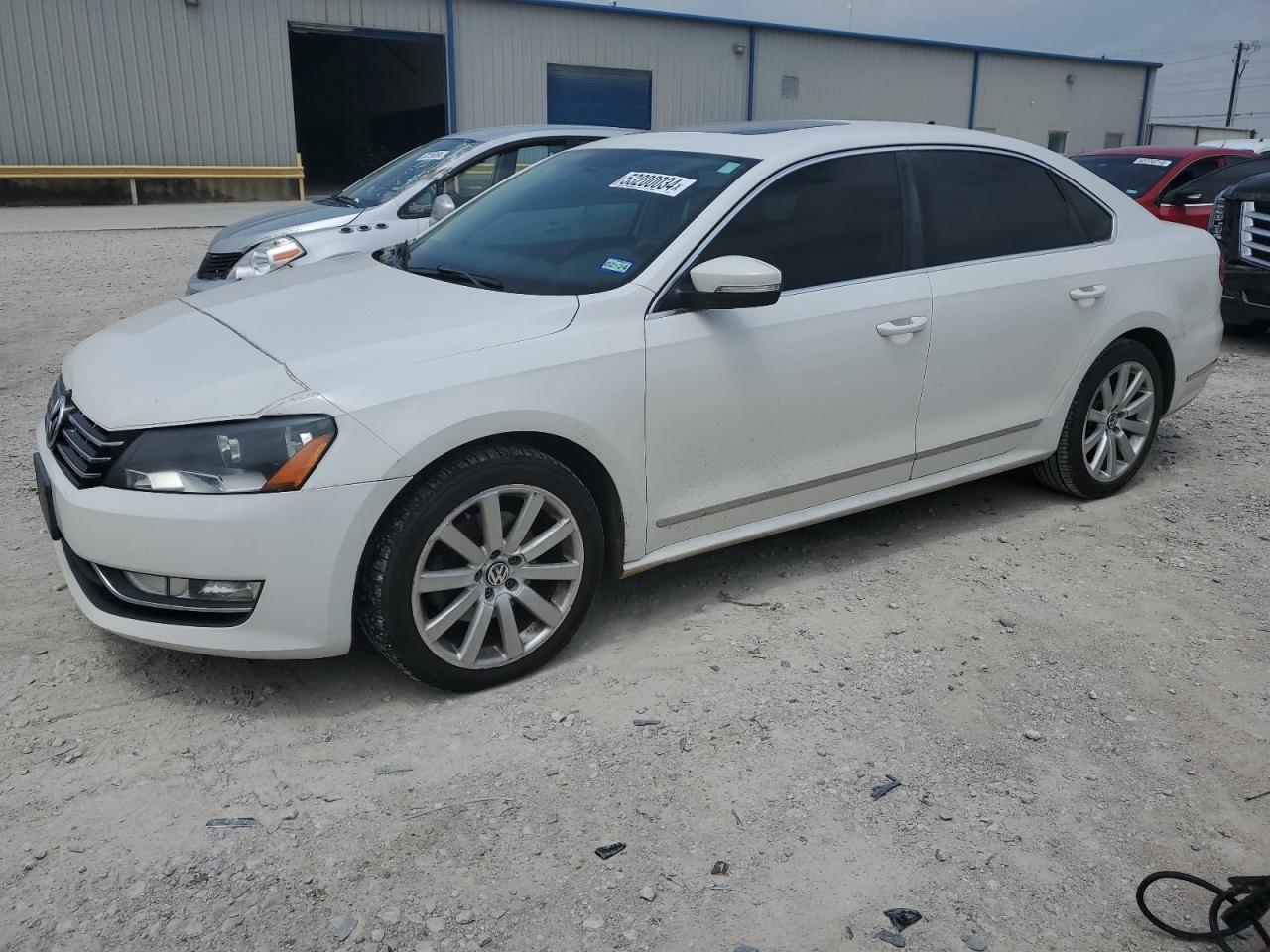 2013 VOLKSWAGEN PASSAT SEL