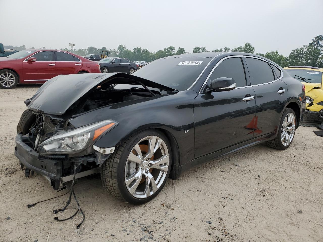 2016 INFINITI Q70 3.7