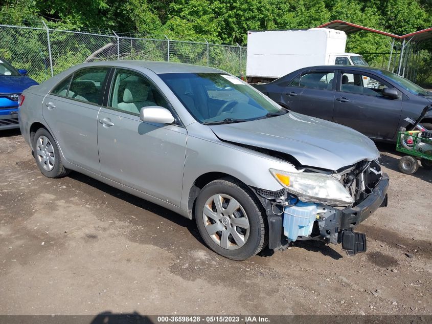 2011 TOYOTA CAMRY LE