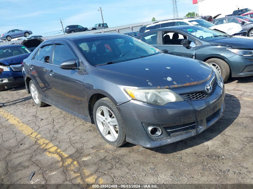 2013 TOYOTA CAMRY SE