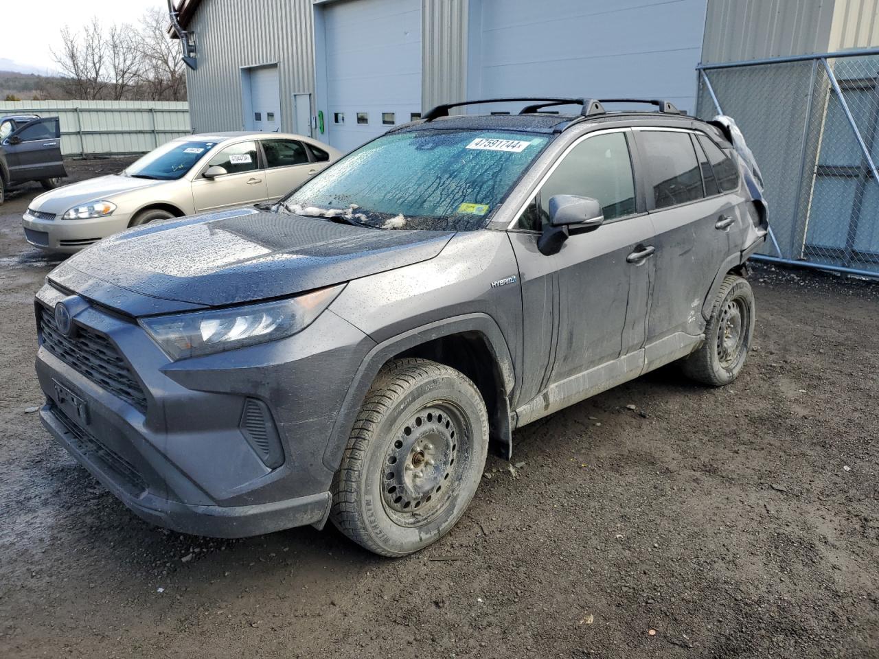 2021 TOYOTA RAV4 LE