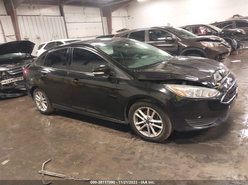 2015 FORD FOCUS SE