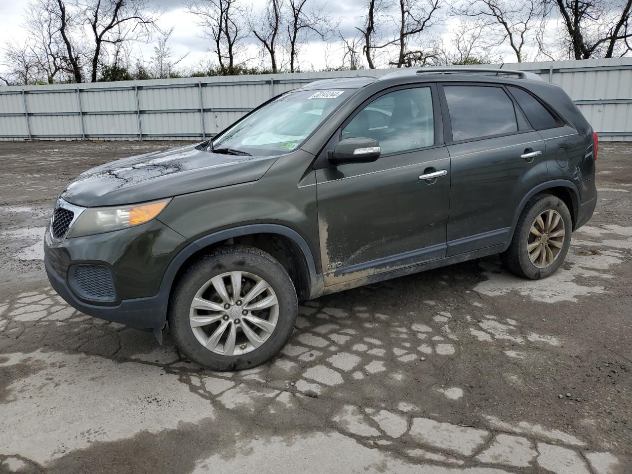 2011 KIA SORENTO BASE