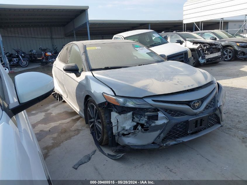 2019 TOYOTA CAMRY XSE