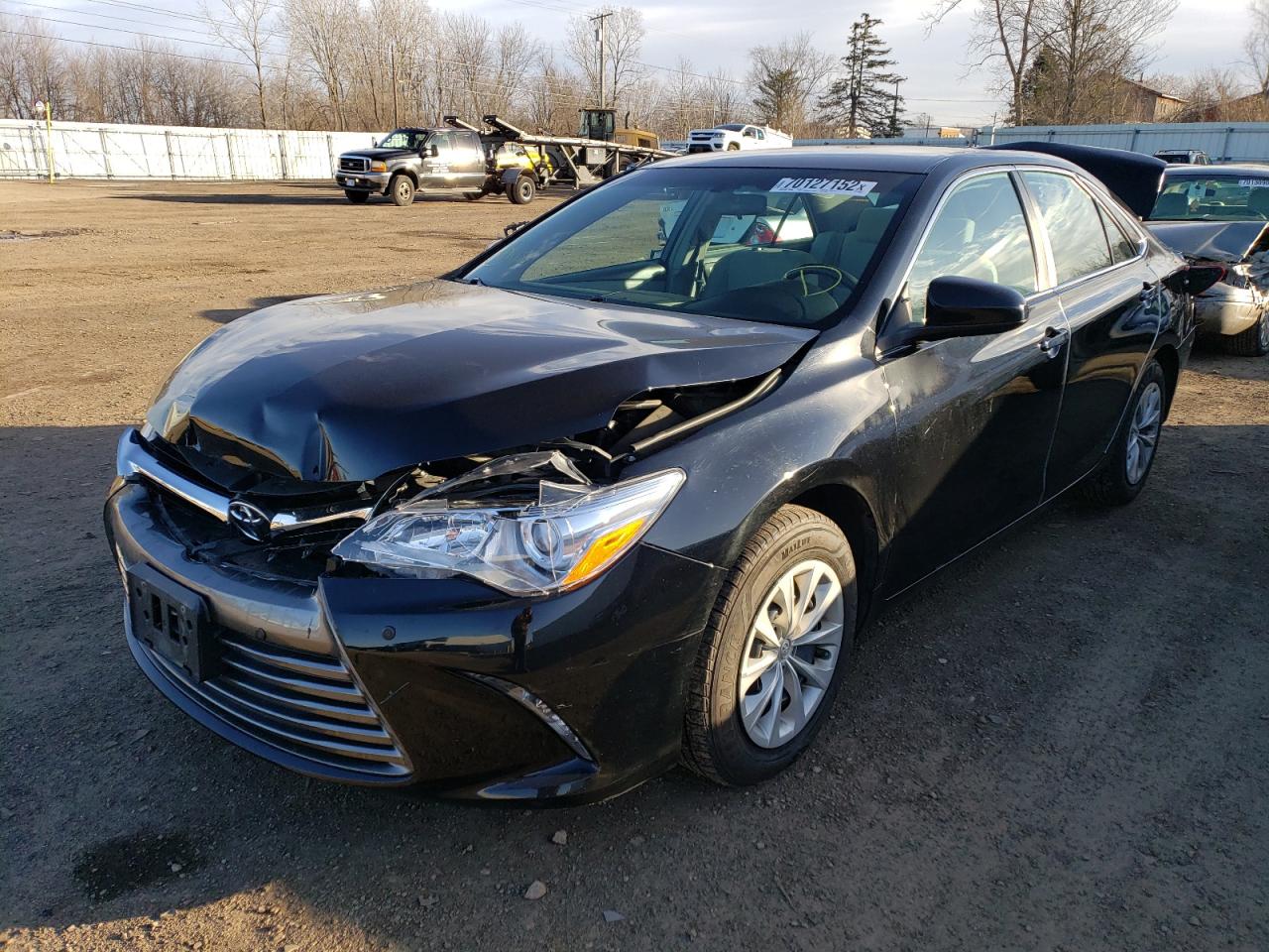 2017 TOYOTA CAMRY LE