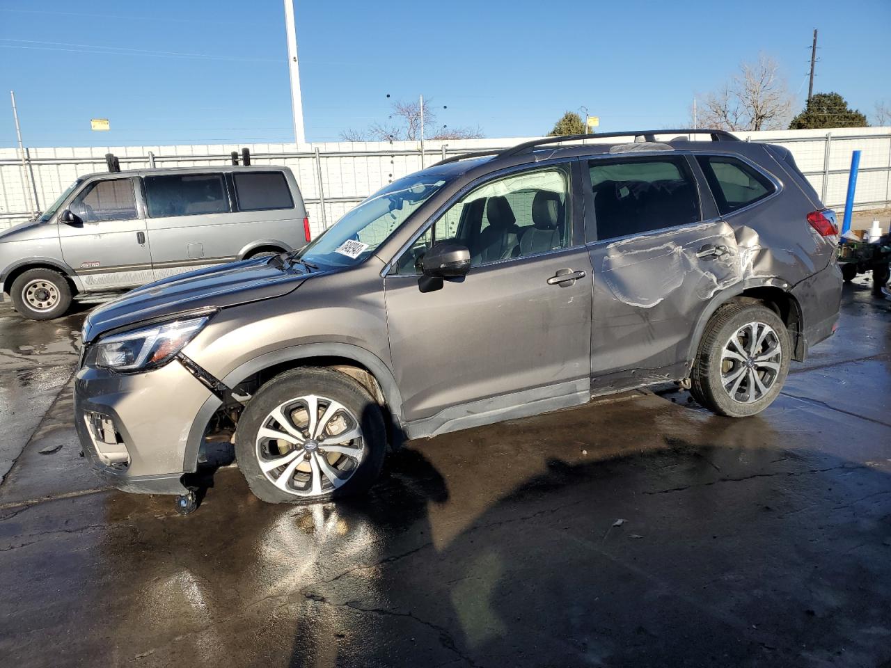 2021 SUBARU FORESTER LIMITED