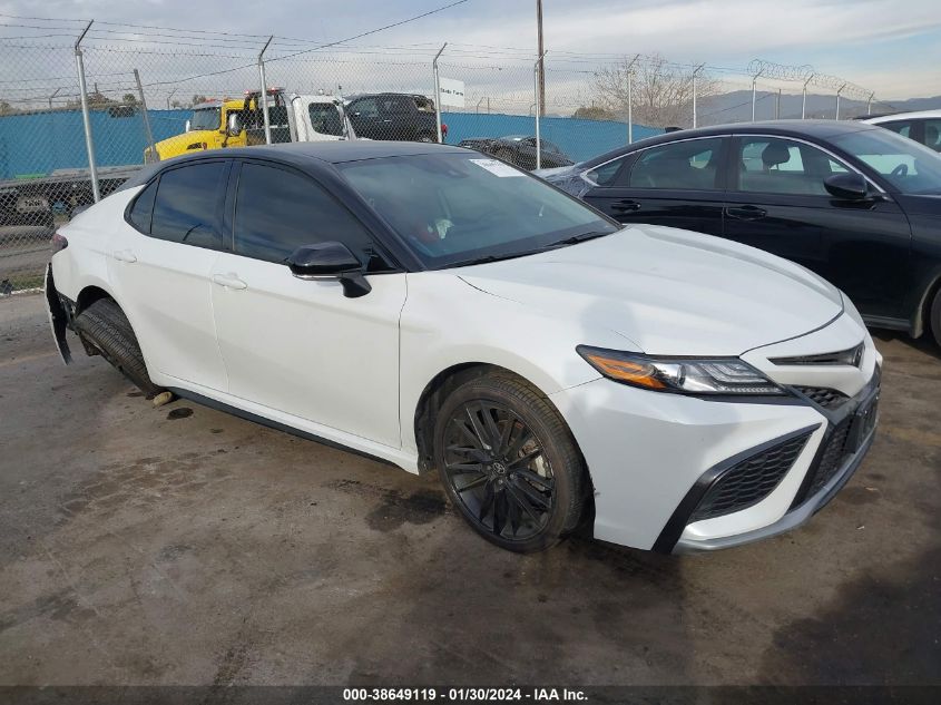 2021 TOYOTA CAMRY XSE