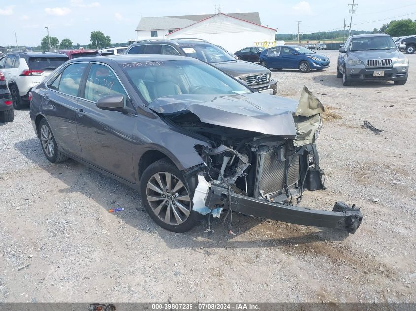 2015 TOYOTA CAMRY XLE