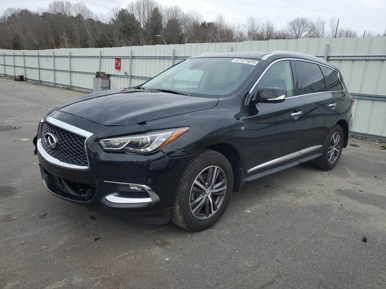 2019 INFINITI QX60 LUXE