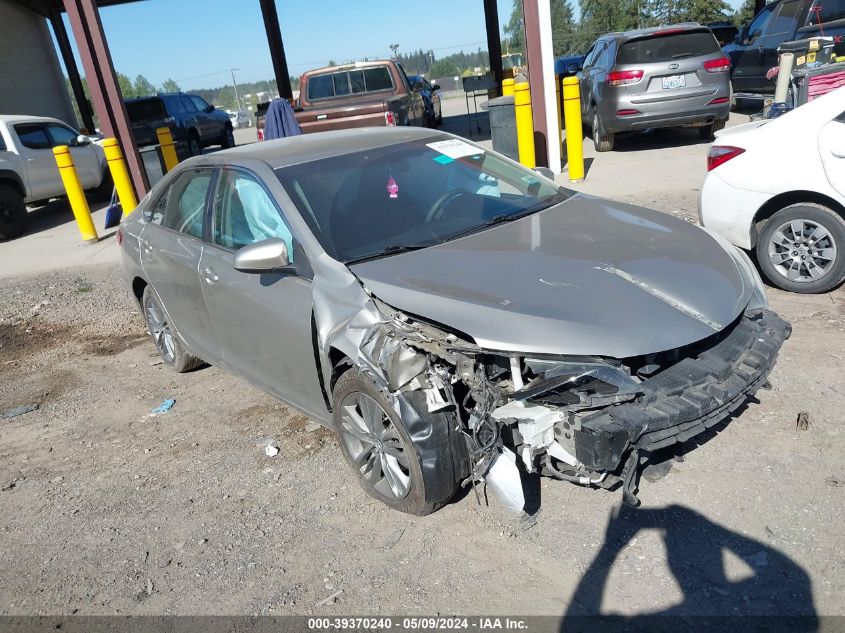 2015 TOYOTA CAMRY SE