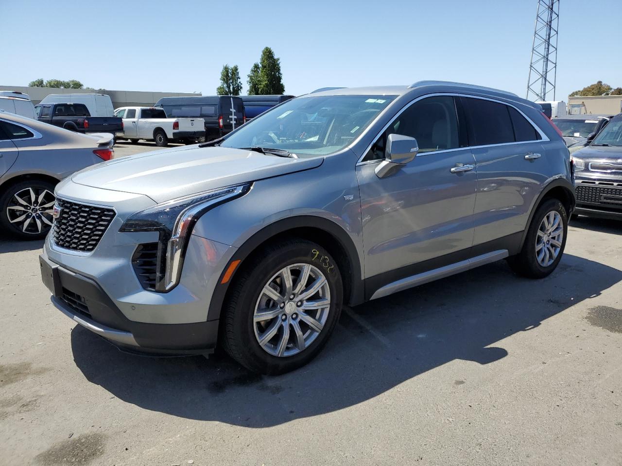 2023 CADILLAC XT4 PREMIUM LUXURY