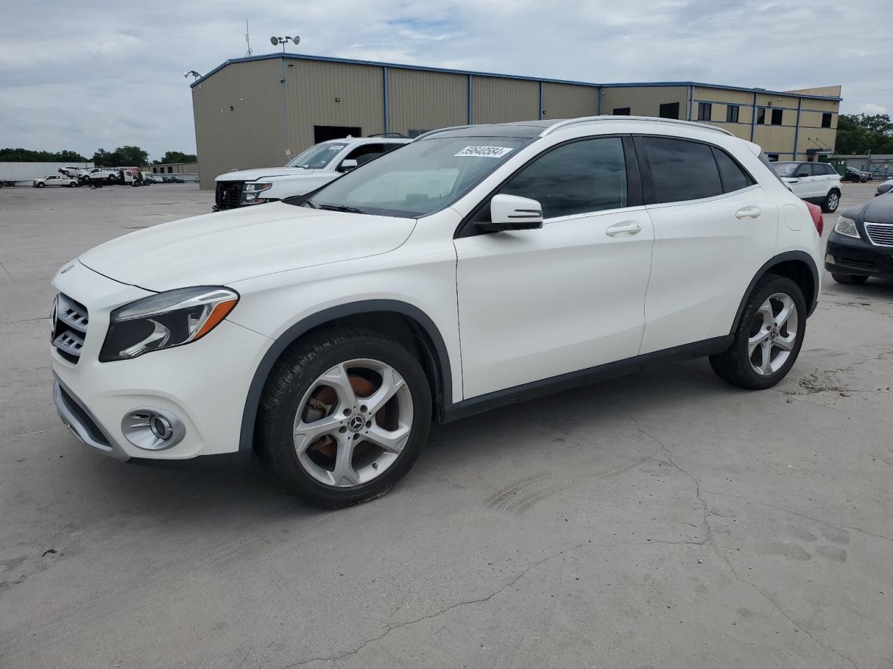 2020 MERCEDES-BENZ GLA 250