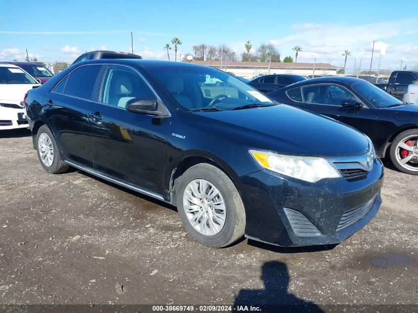 2013 TOYOTA CAMRY HYBRID LE