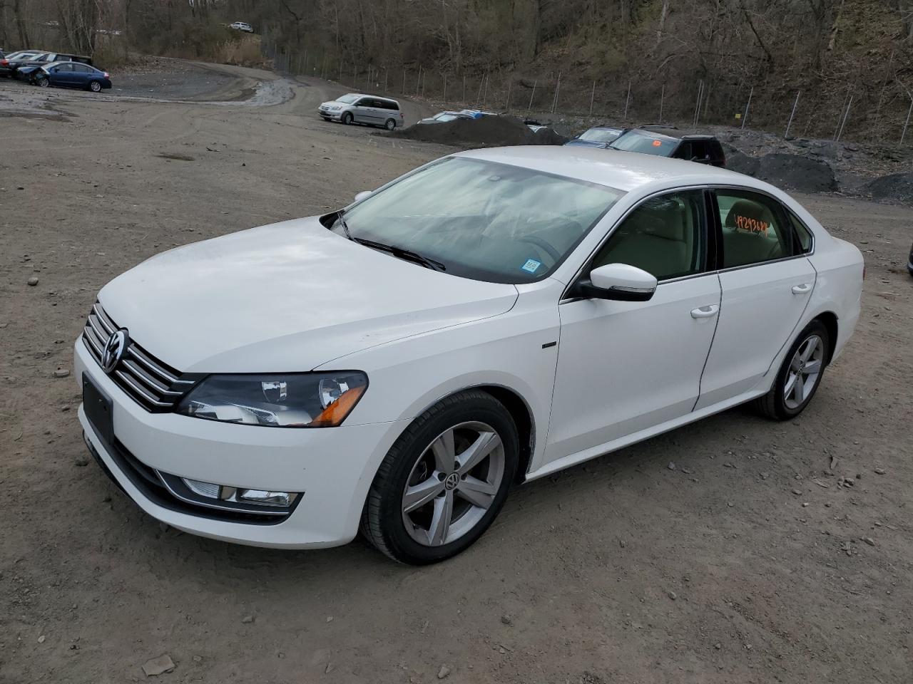 2015 VOLKSWAGEN PASSAT S