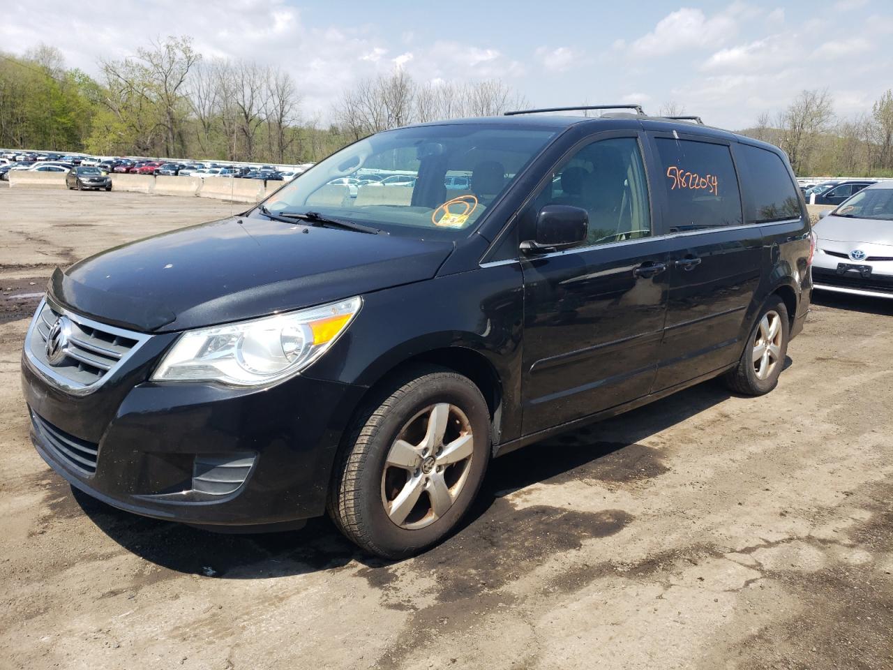 2012 VOLKSWAGEN ROUTAN SE