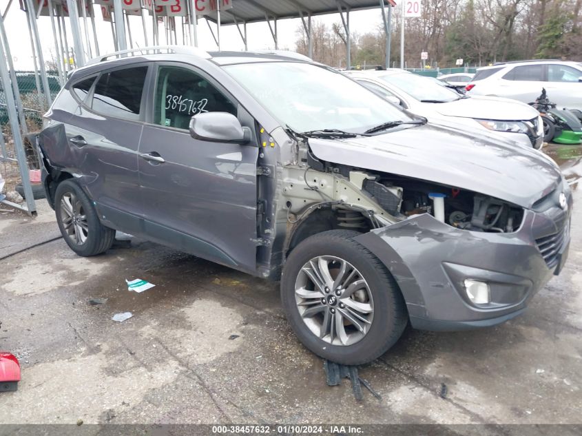 2015 HYUNDAI TUCSON SE