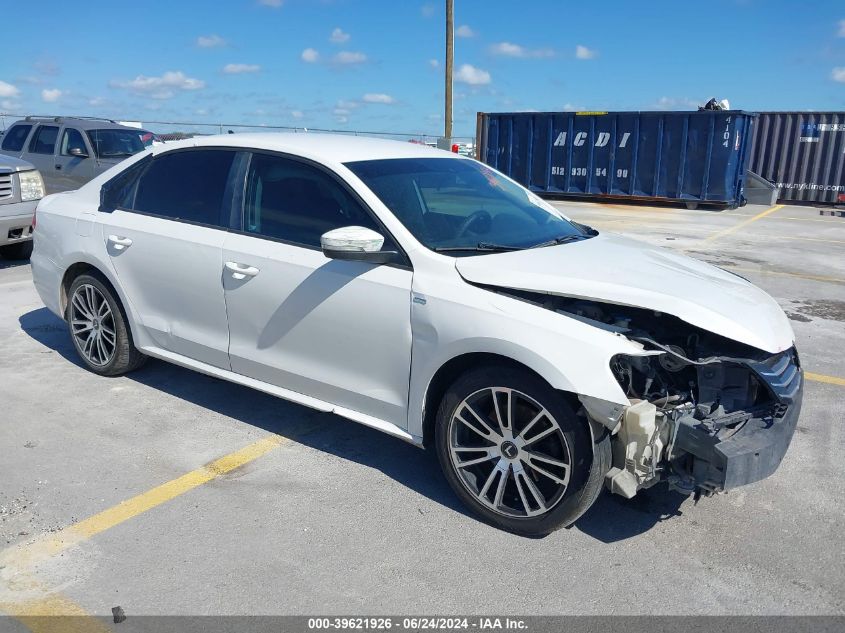 2013 VOLKSWAGEN PASSAT 2.5L WOLFSBURG EDITION