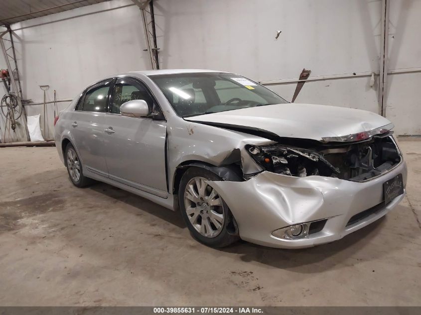 2011 TOYOTA AVALON LIMITED