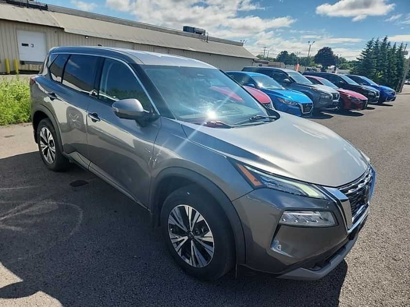 2021 NISSAN ROGUE SV