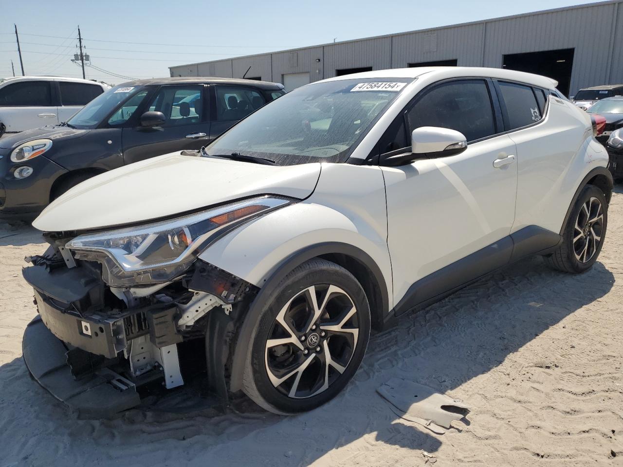 2019 TOYOTA C-HR XLE