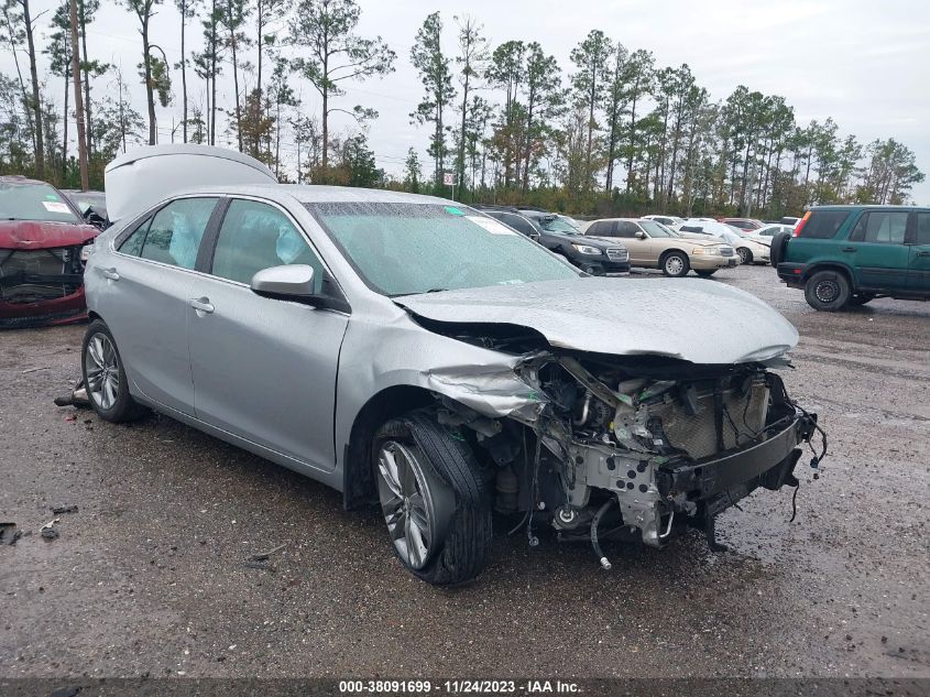 2016 TOYOTA CAMRY SE