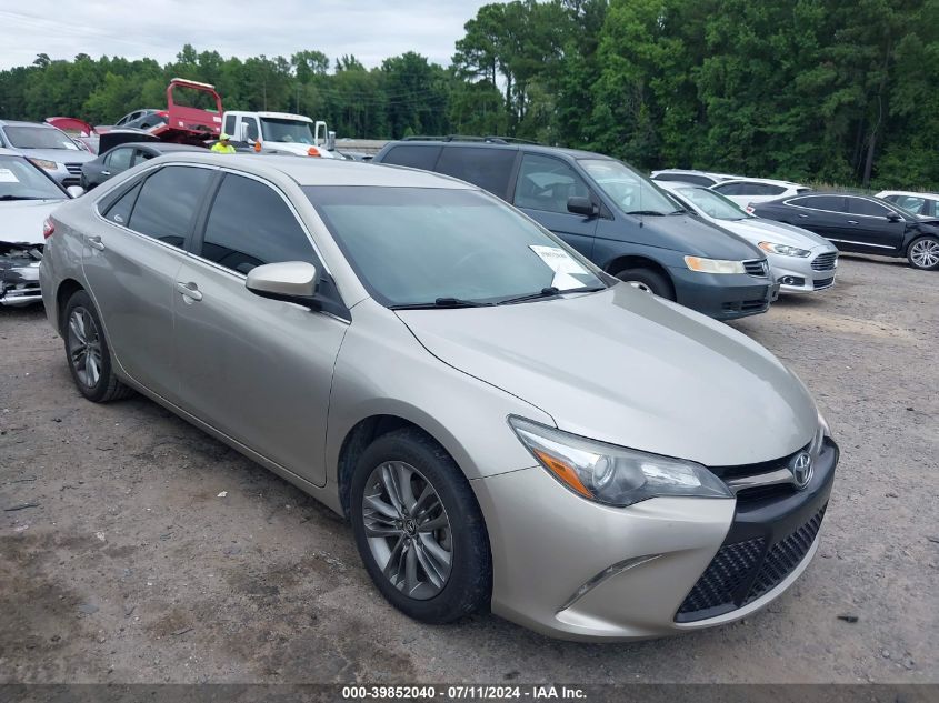 2016 TOYOTA CAMRY SE