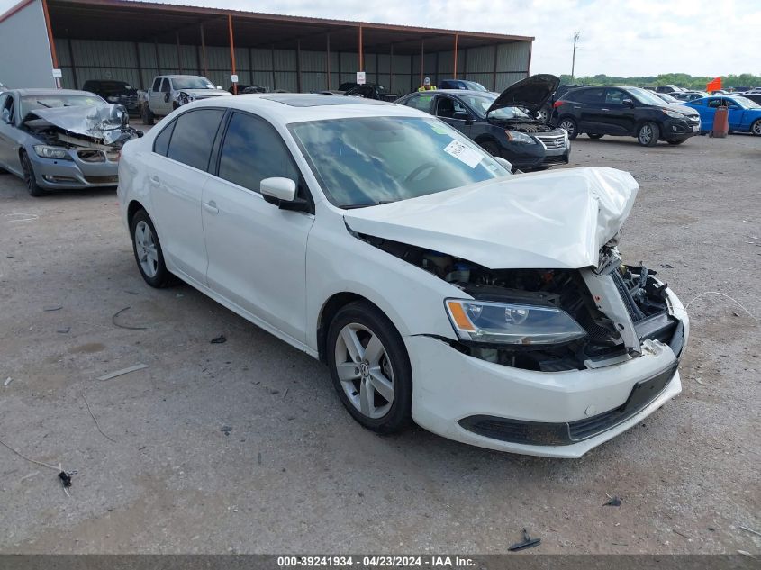 2013 VOLKSWAGEN JETTA 2.0L TDI