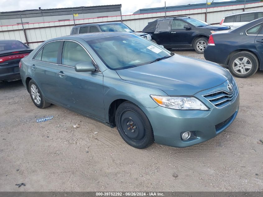 2011 TOYOTA CAMRY XLE V6