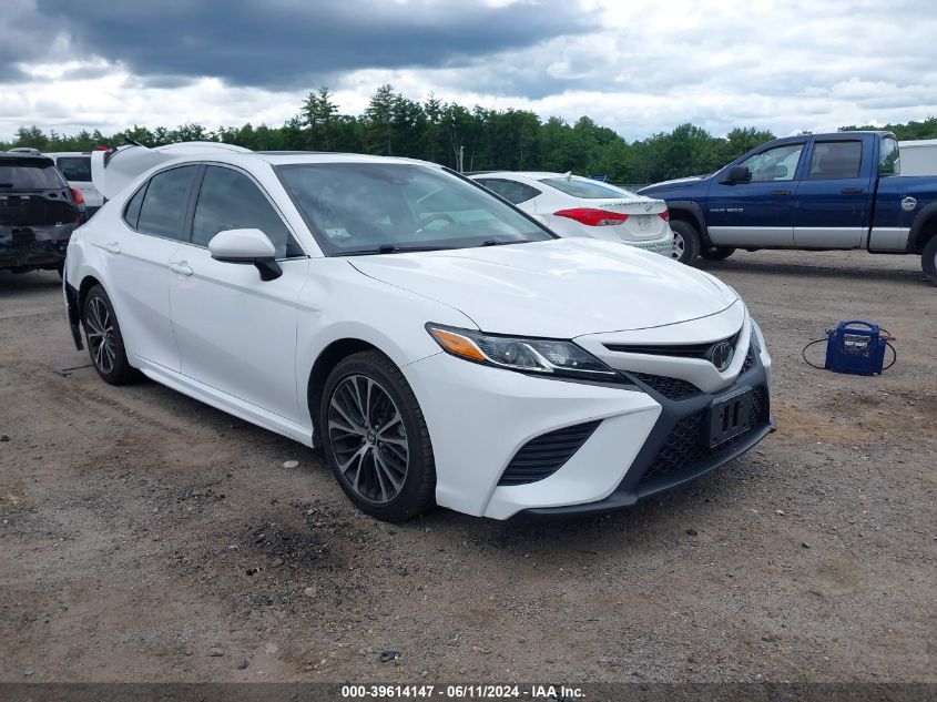 2019 TOYOTA CAMRY SE