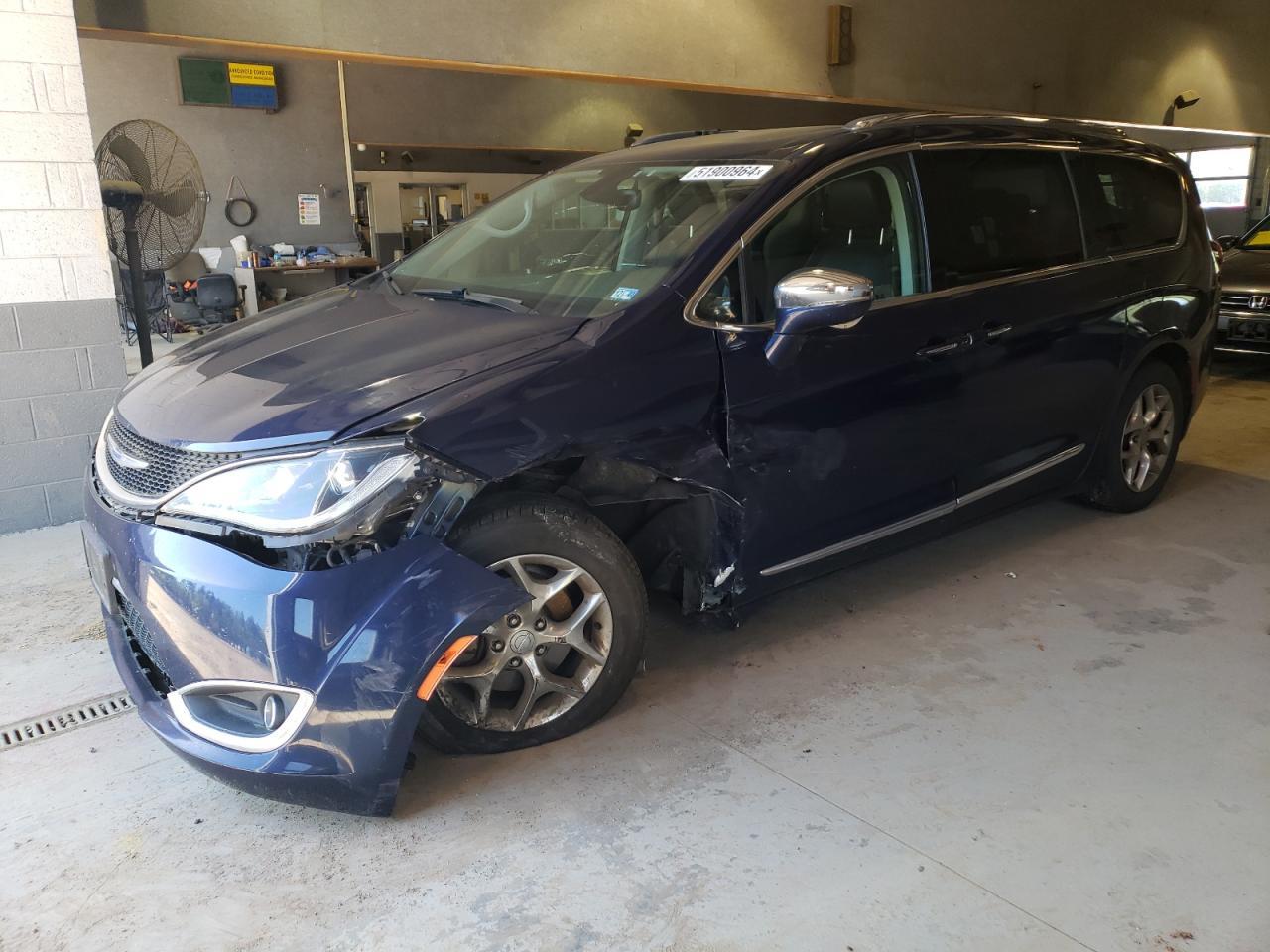 2018 CHRYSLER PACIFICA LIMITED