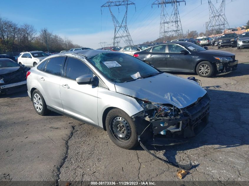 2012 FORD FOCUS SE