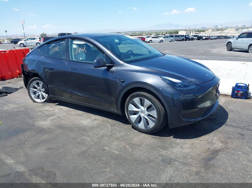 2024 TESLA MODEL Y LONG RANGE/RWD