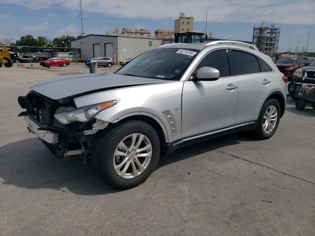 2015 INFINITI QX70