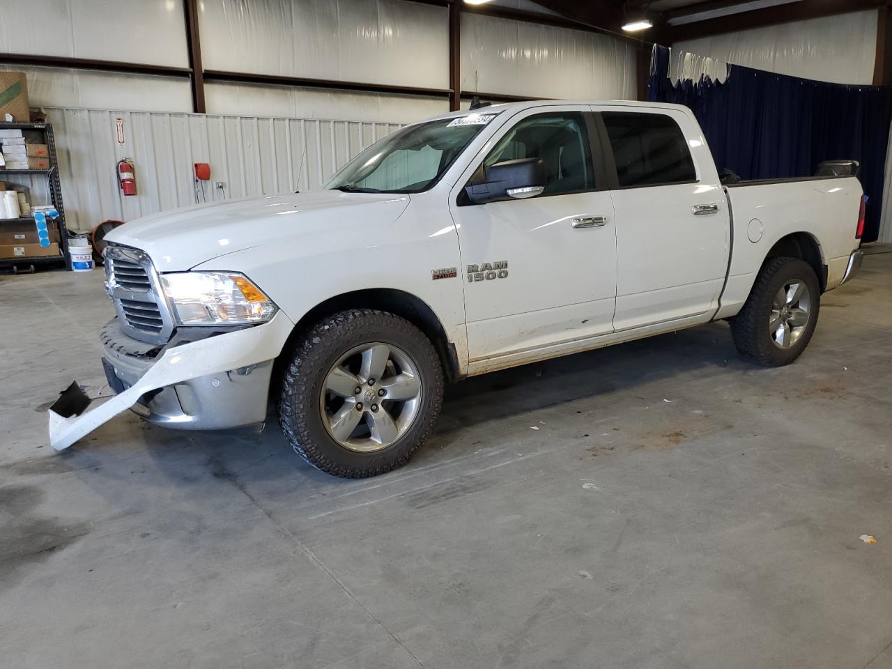 2016 RAM 1500 SLT