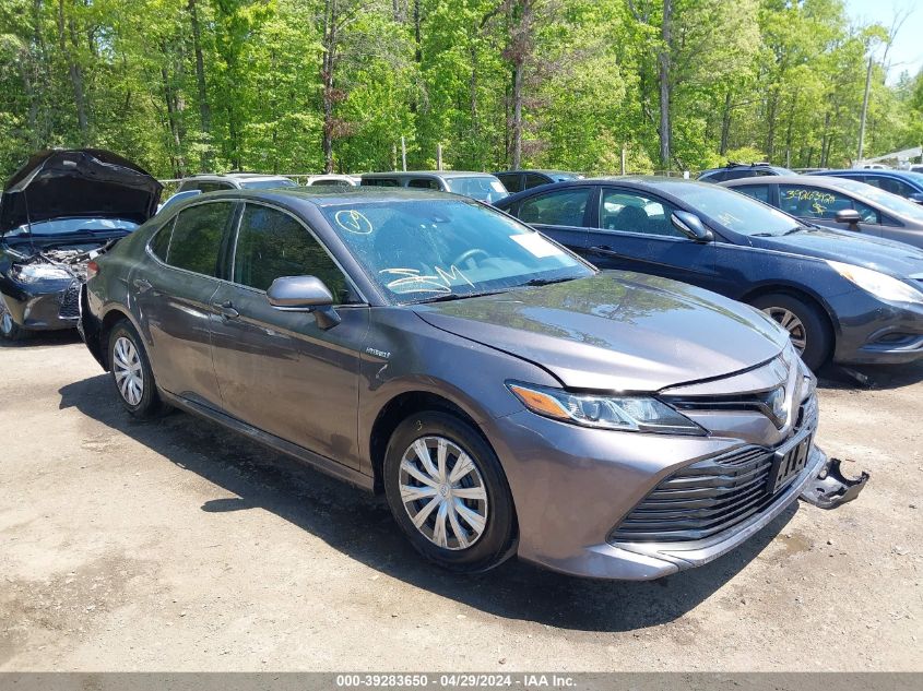 2019 TOYOTA CAMRY HYBRID LE