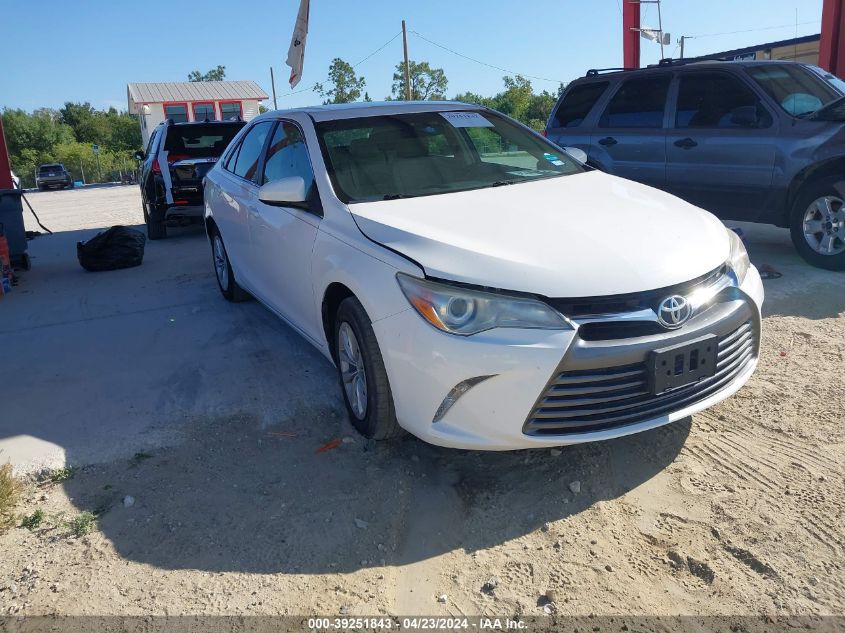 2015 TOYOTA CAMRY LE