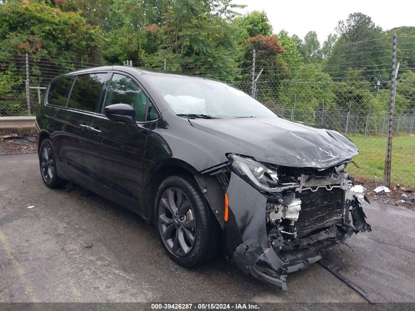 2019 CHRYSLER PACIFICA TOURING PLUS