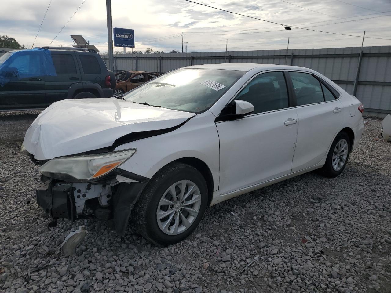 2016 TOYOTA CAMRY LE