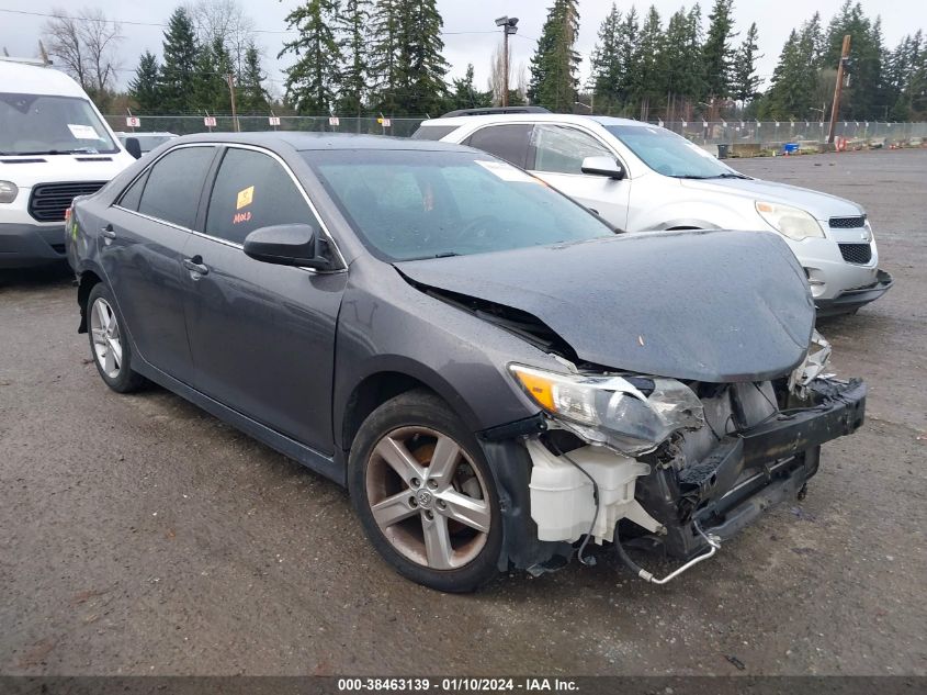 2014 TOYOTA CAMRY SE