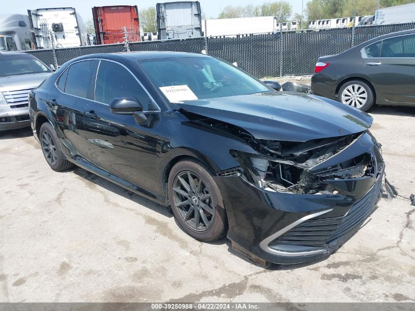 2021 TOYOTA CAMRY LE