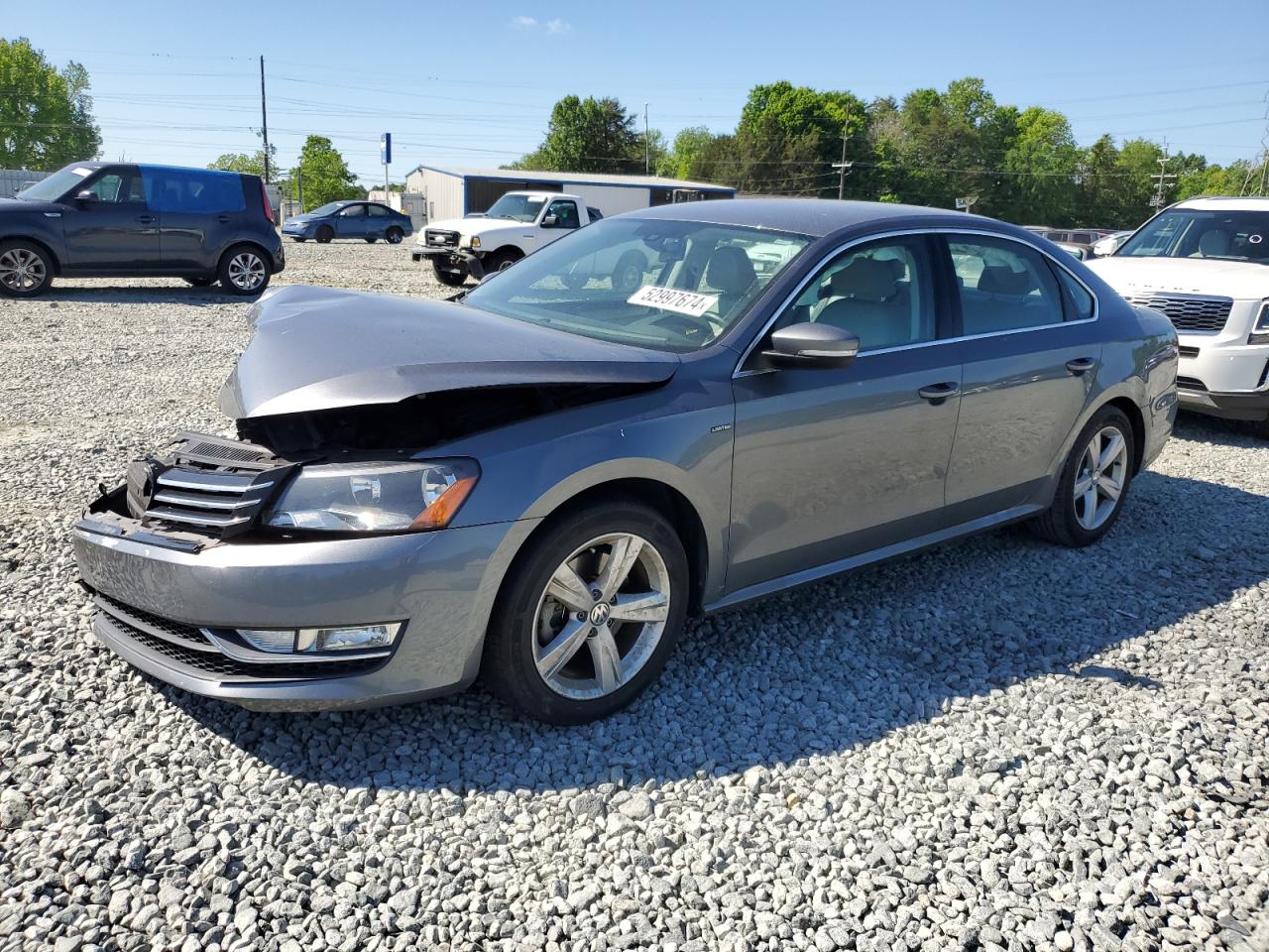 2015 VOLKSWAGEN PASSAT S