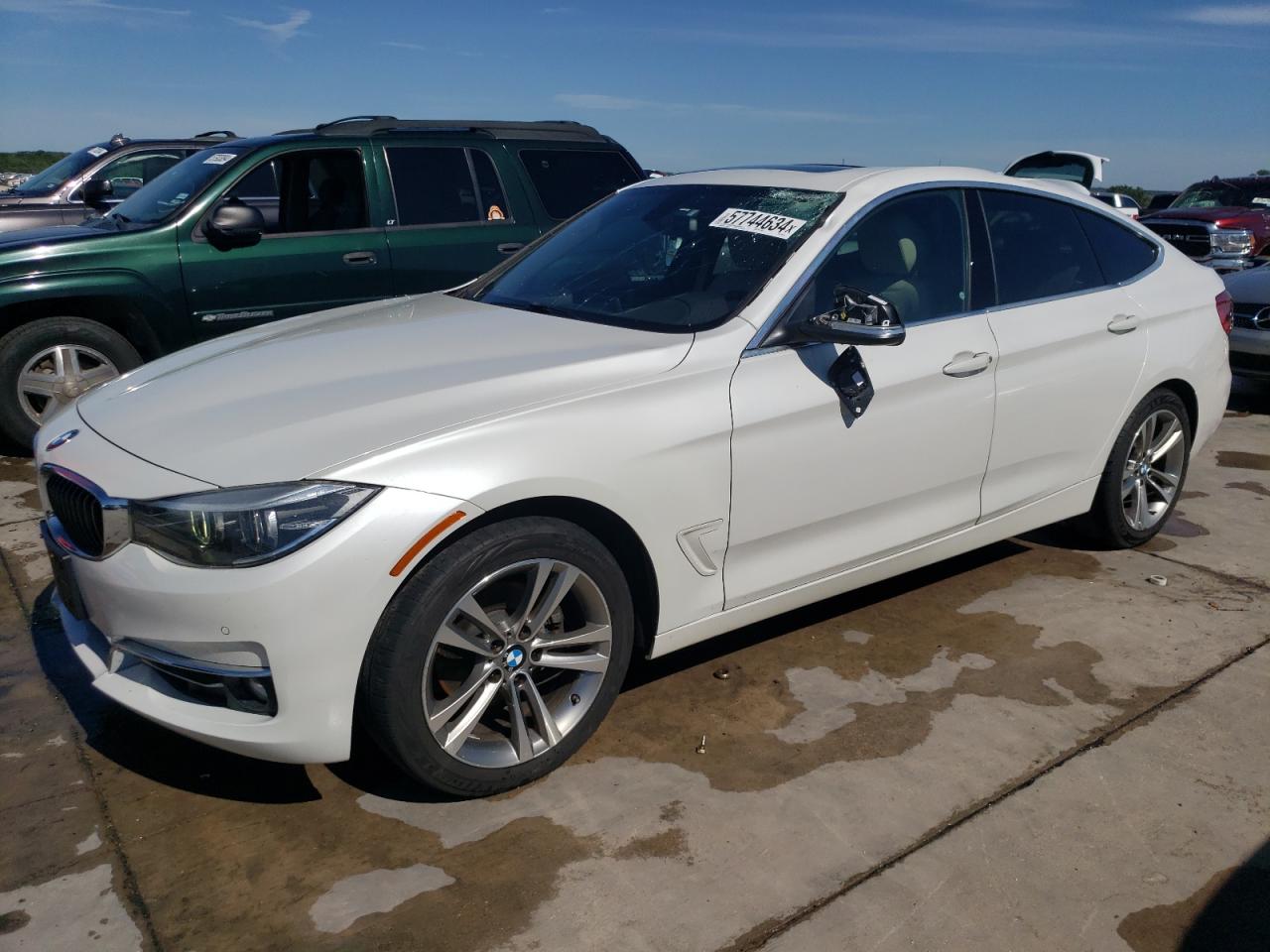 2018 BMW 330 XIGT