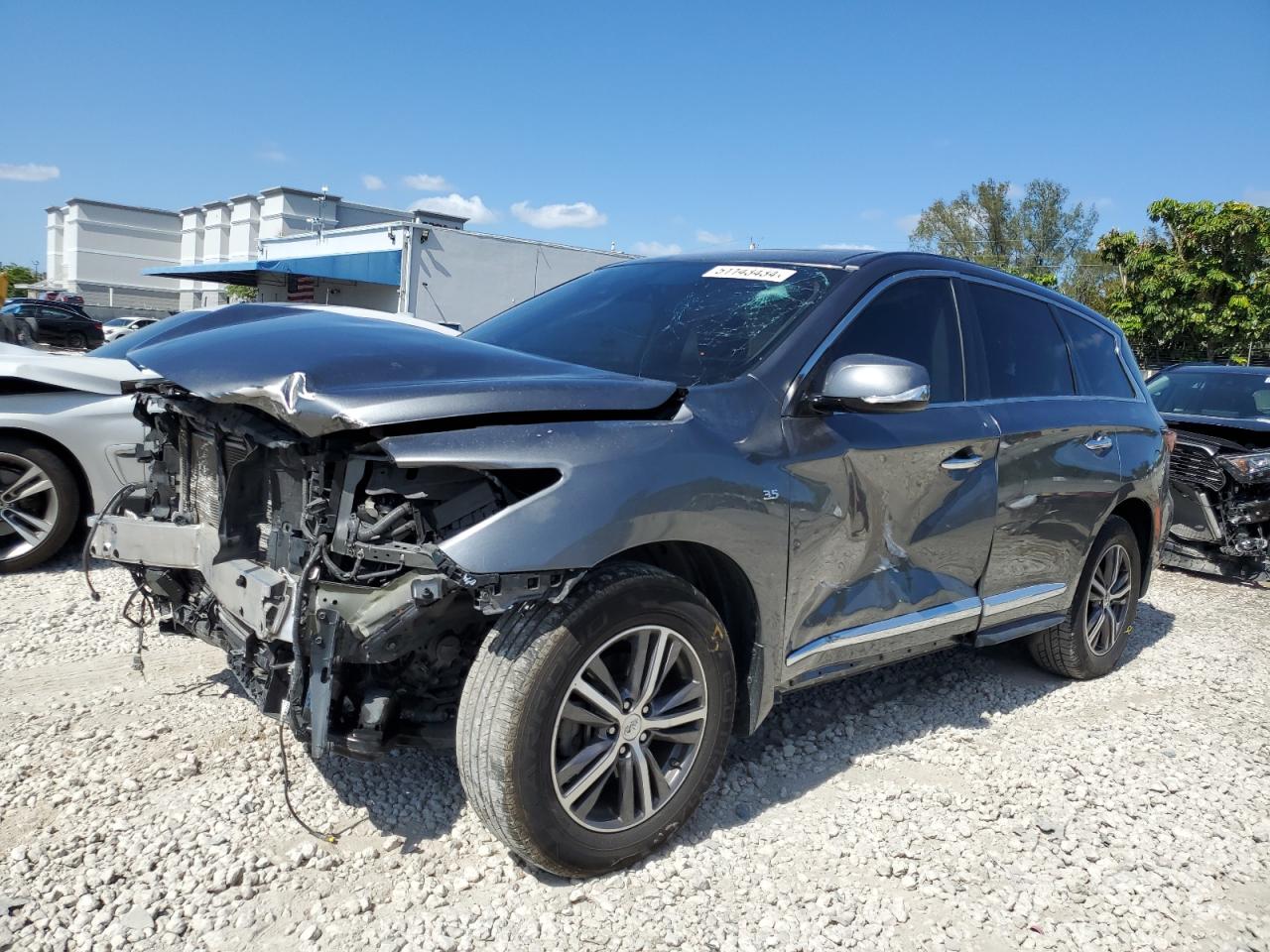 2019 INFINITI QX60 LUXE